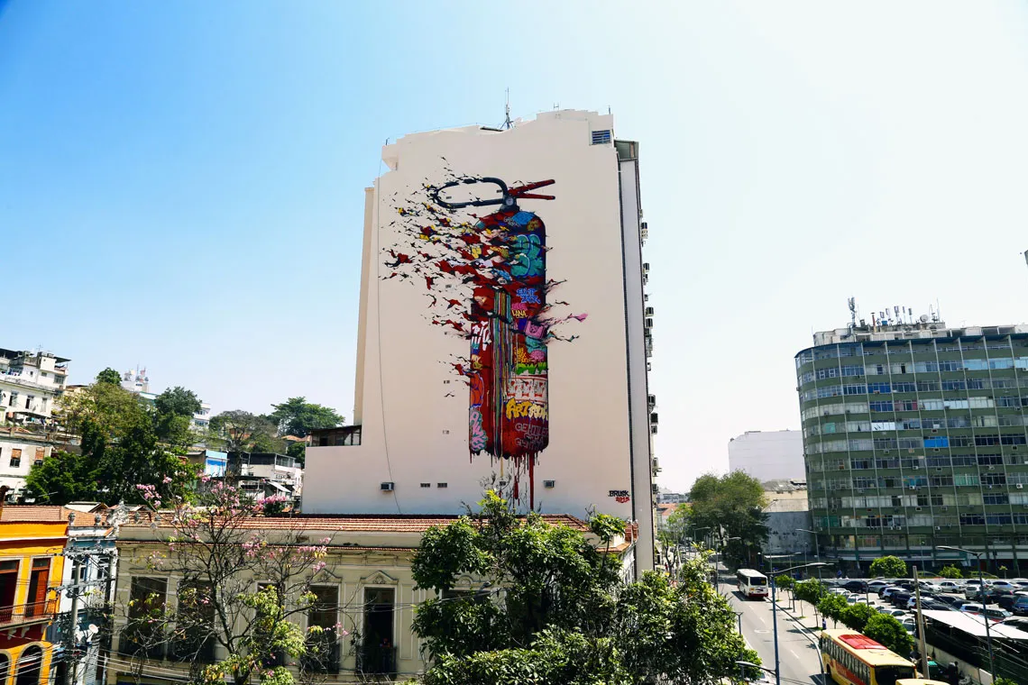 Brusk | Murs | Spray Toy | Rio | 2015